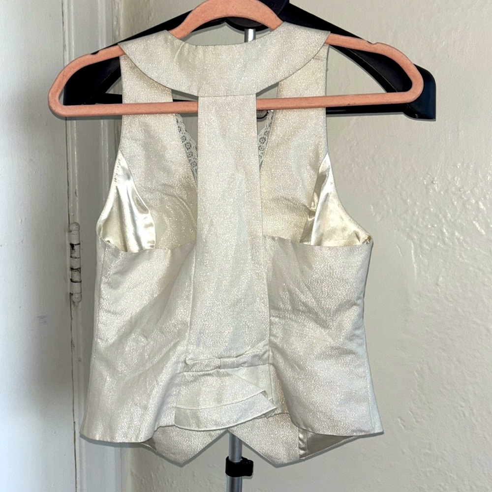 Shimmering Cream Vest - Picture 3 of 8